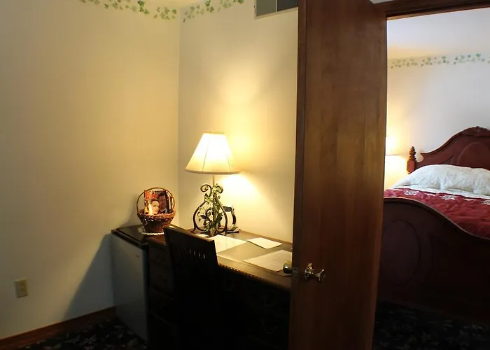 The White Birch Inn&Annex